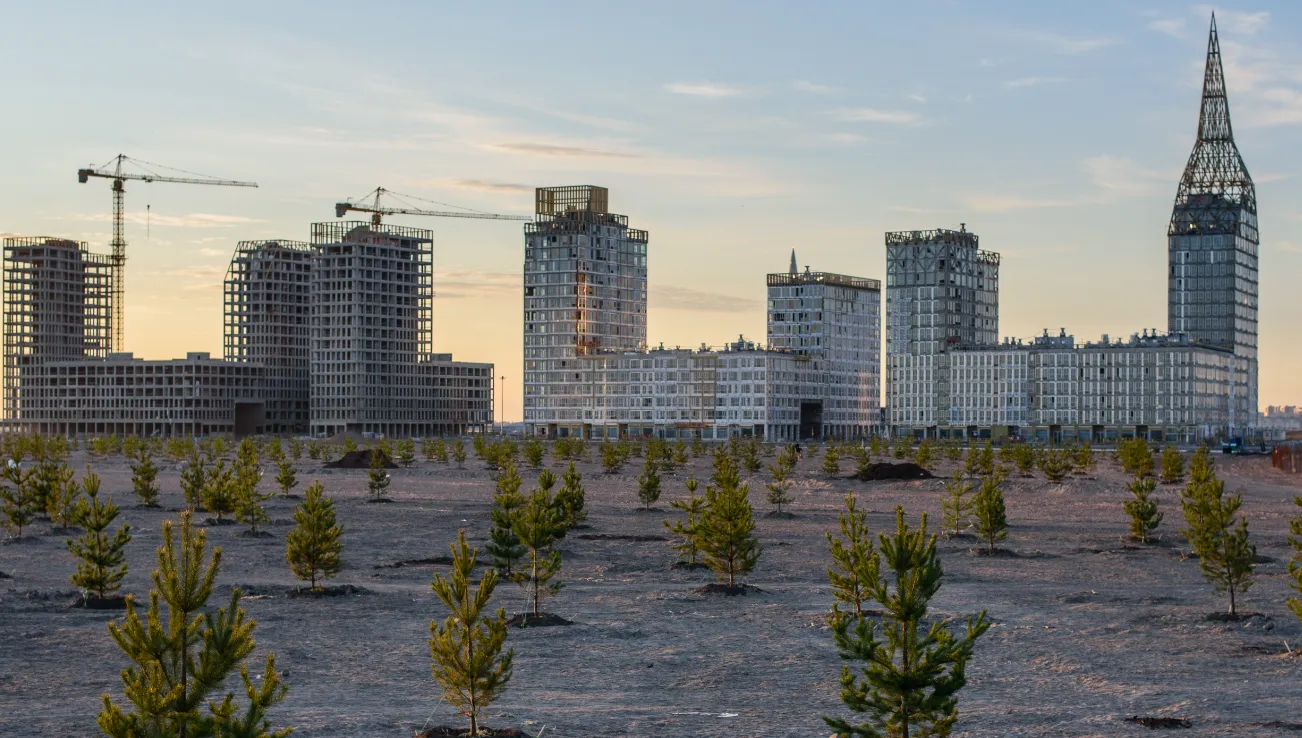Строительство на намывной территории Васильевского острова