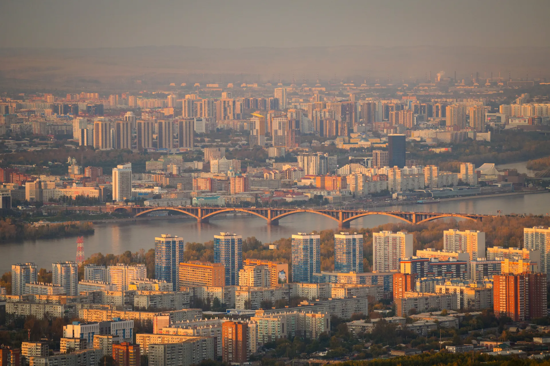 Вид на центр города.