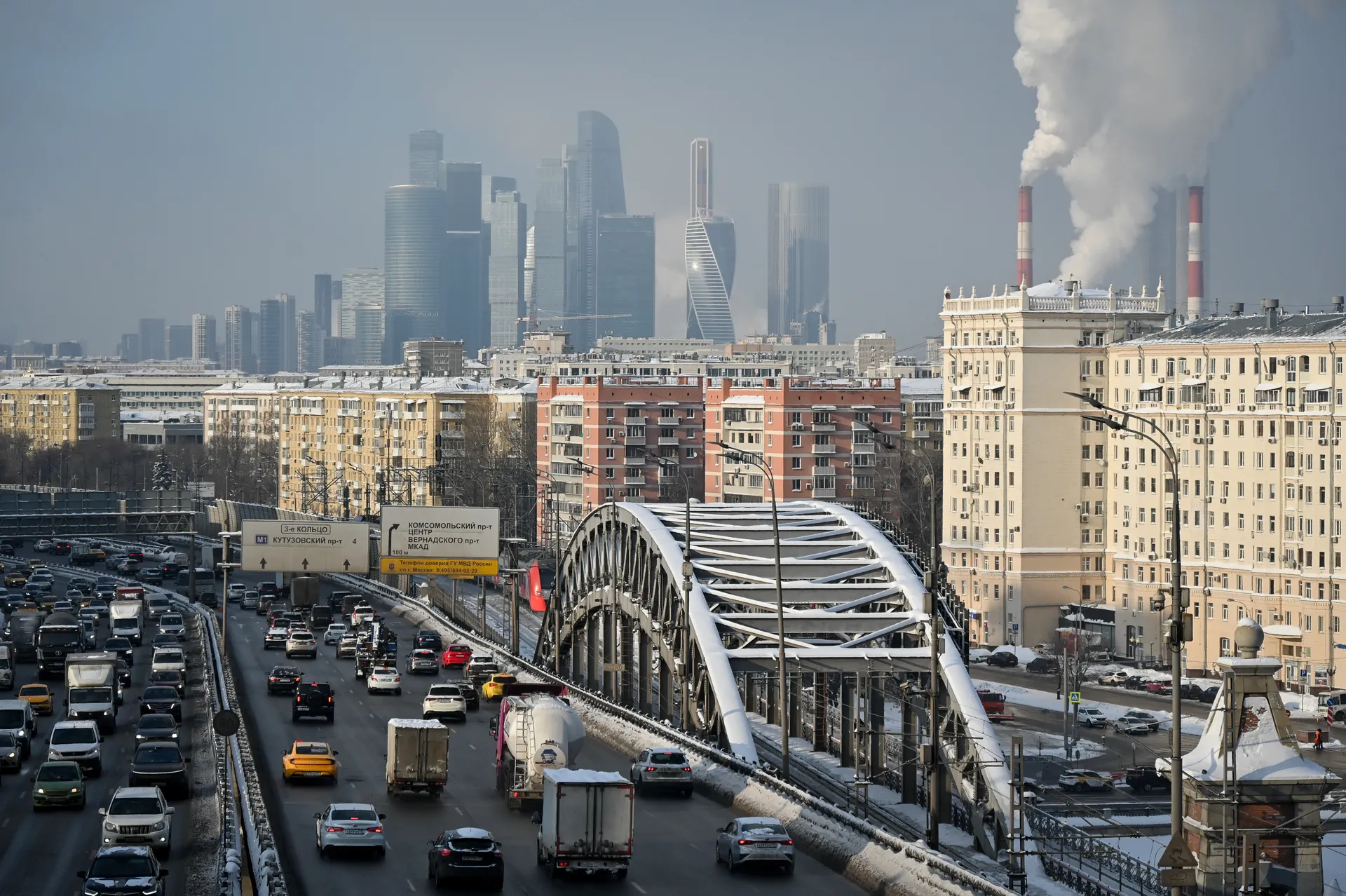Москва. Автомобильное движение по ТТК