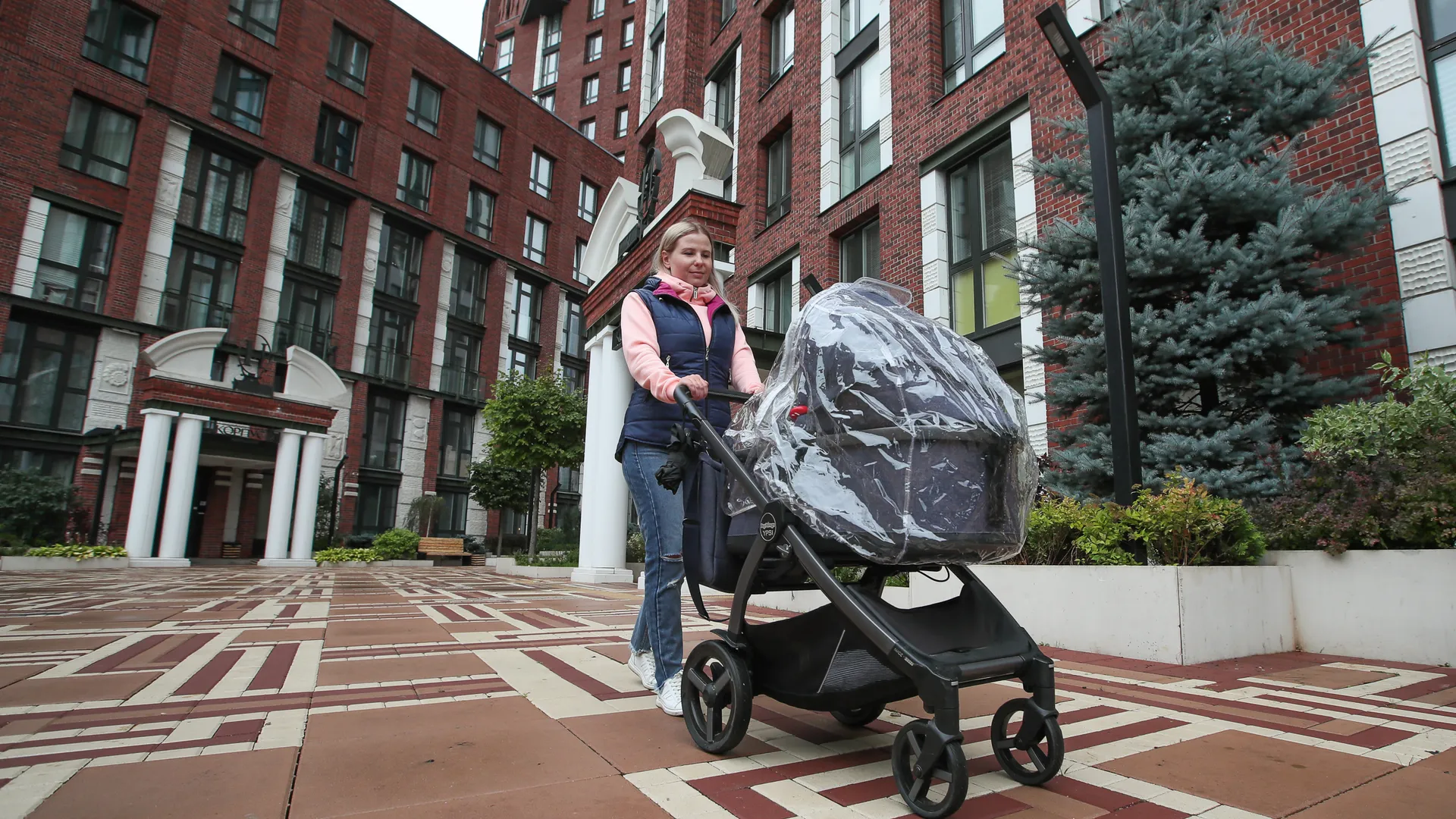 Жилой дом, построенный в рамках реновации промзоны Братцево