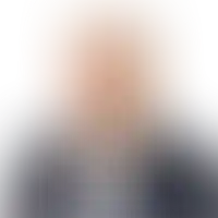 Аркадий Новиков