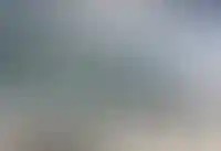 Ледяные скалы Гренландии на широте Северного полярного круга.