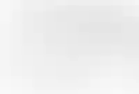 Динамика разницы стоимости квадратного метра в административных округах Москвы по отношению к ЦАО в 2024-2025 годах