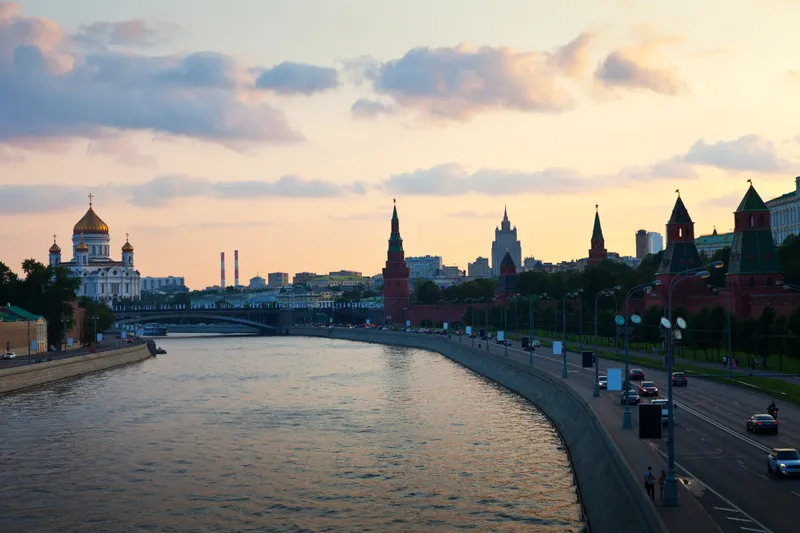 В Москве выручка девелоперов сократилась на четверть с начала года_7084