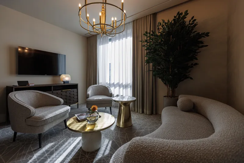 Ввод сервисных апартаментов в Петербурге вырос на 41%_4803